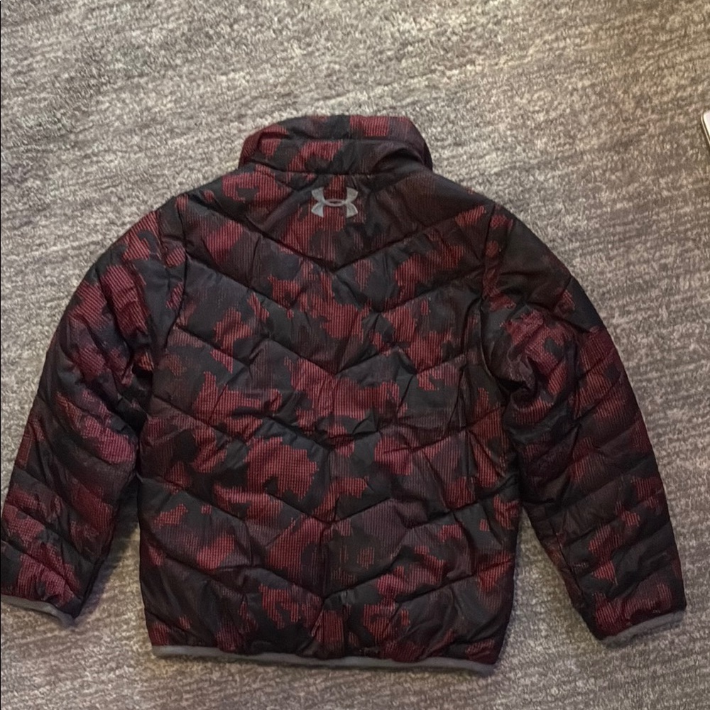 Under Armour Red and Black Camo Jacket NWT YXS - Picture 6 of 6